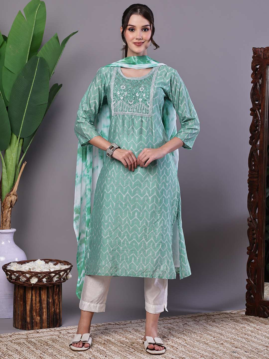 Women's Mint Green Chanderi Embroidered Kurta Set with Dupatta Suit Sets - XXL