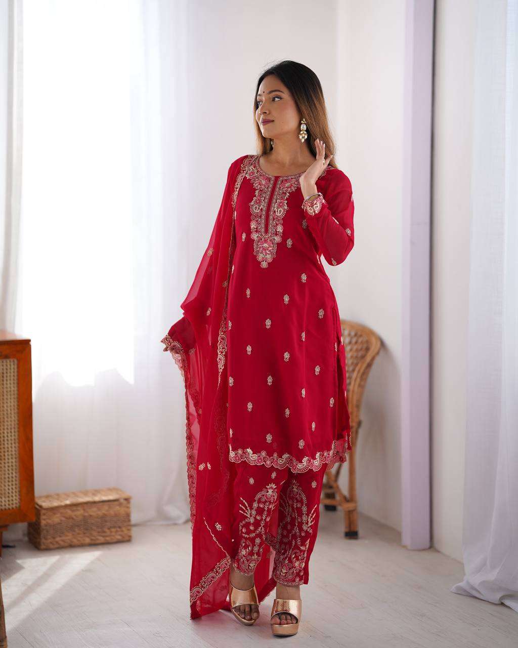 Women's Georgette Embroidery Straight Kurti with Pant And Dupatta Set - Red, L