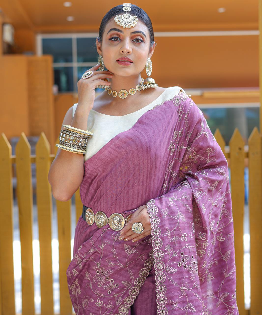 Women's Royal Prussian Blue Georgette Saree with Intricate Silver Thread & Mirror Work Embroidery â Perfect for Festive & Wedding Celebrations - Mauve/Lavender