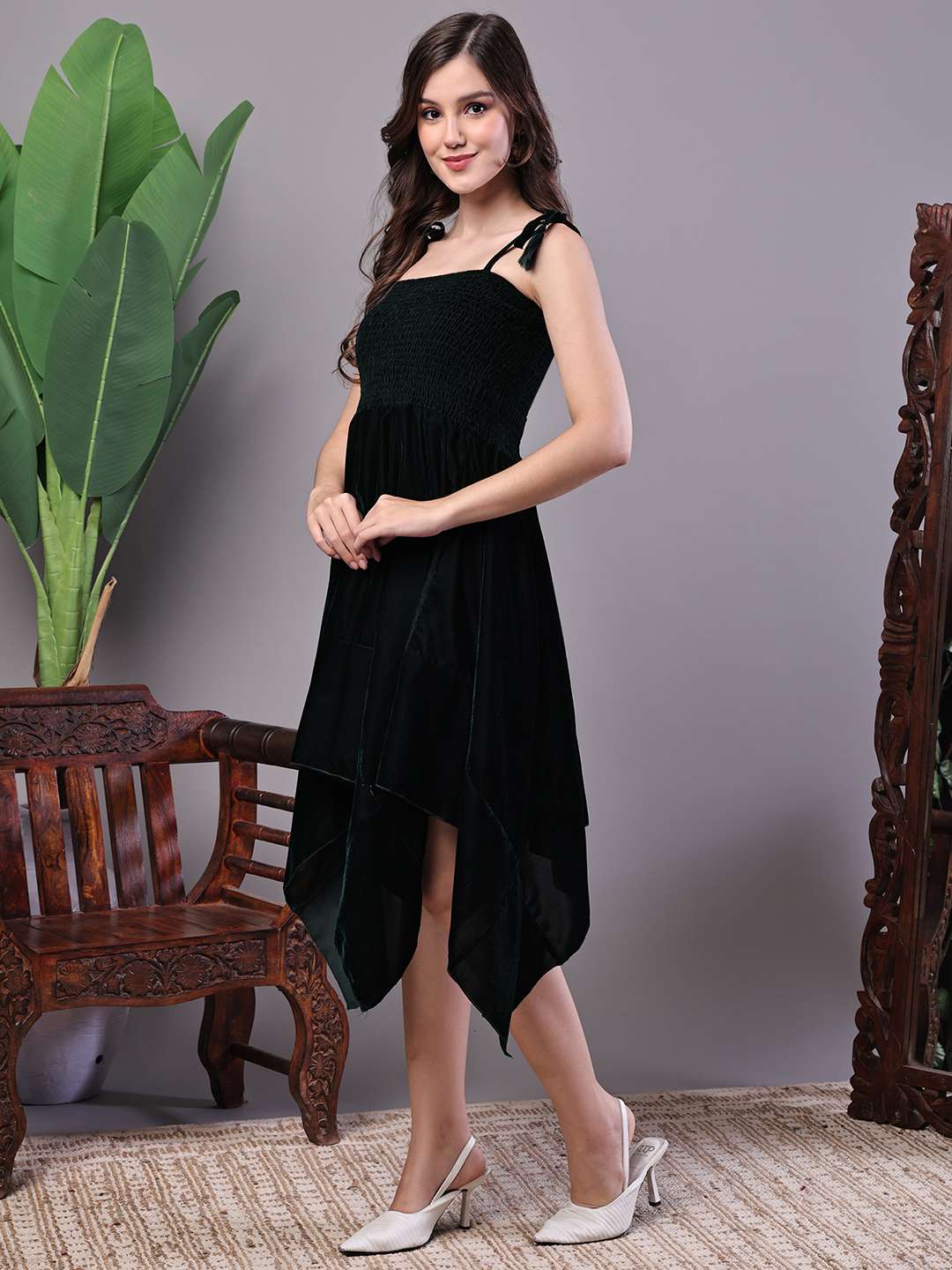 Women's Bottle Green Junglee Pattern Velvet Handkerchief Hem Dress Midi Dresses - L