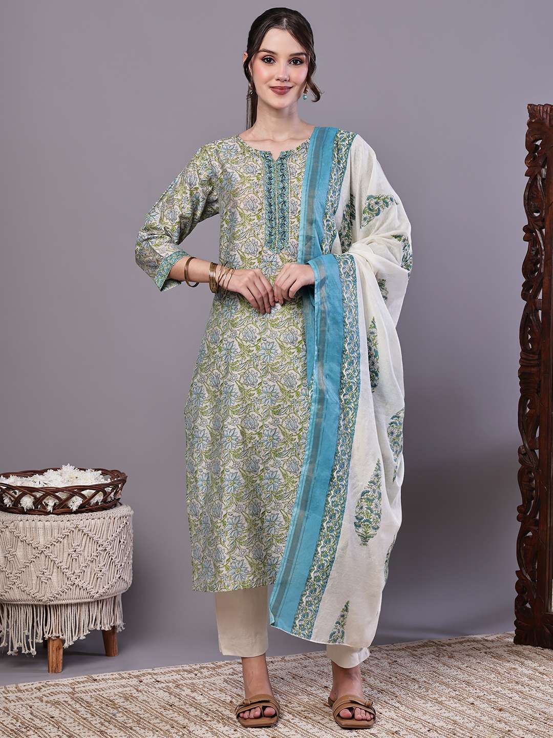 Women's Green & Blue Floral Chanderi Printed Kurta Set with Dupatta Suit Sets - L