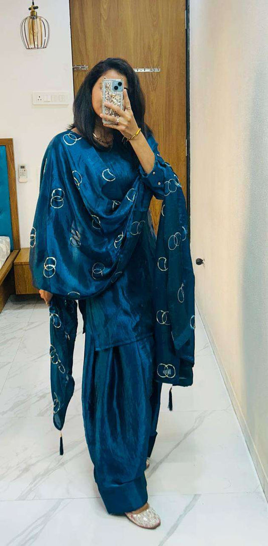 Women's Fendi Silk Solid Muslim Straight Kurti With Pant and Dupatta set - Blue, L