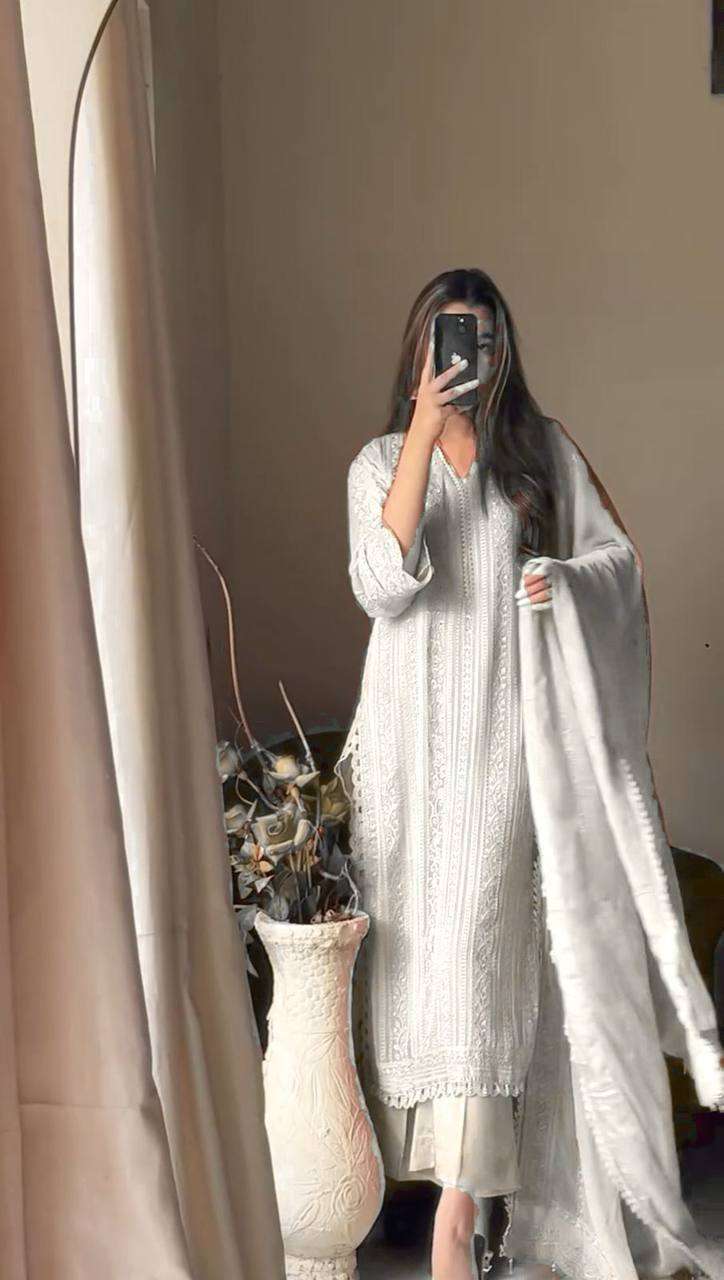 Women's Chinon Silk with Cotton Thread Embroidery Straight Kurti With Pant and Dupatta set - white, XL