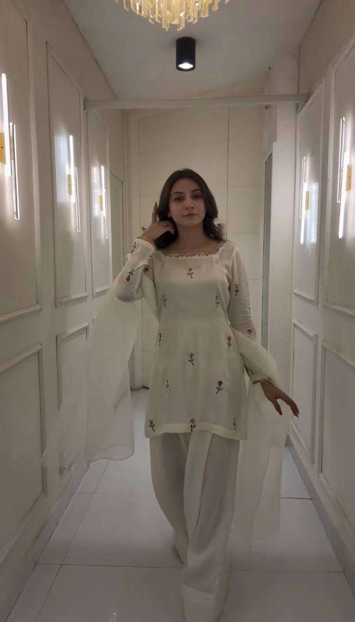 Women's Raw Silk Floral Printed Straight Kurti With Salwar and Dupatta Set - white, M