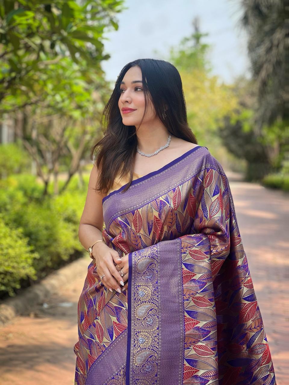 Women's Luxurious Pista Green & Pink Art Silk Saree with Intricate Leaf Weave & Broad Zari Border â Ideal for Festive & Wedding Occasions - Purple